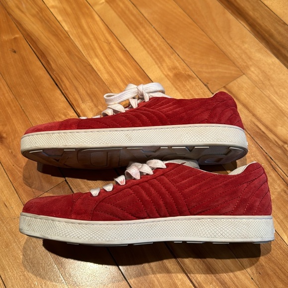 Prada Programme red suede quilted/channeled lace up low top sneakers 37 1/2 - Picture 5 of 11